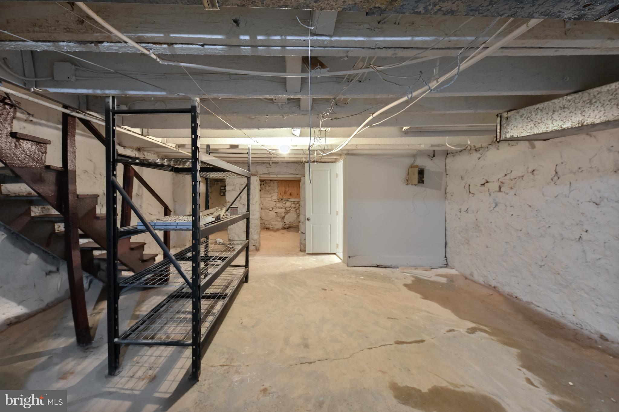 2916 Ridgewood Avenue Baltimore, MD 21215 - Photo 31 of 35