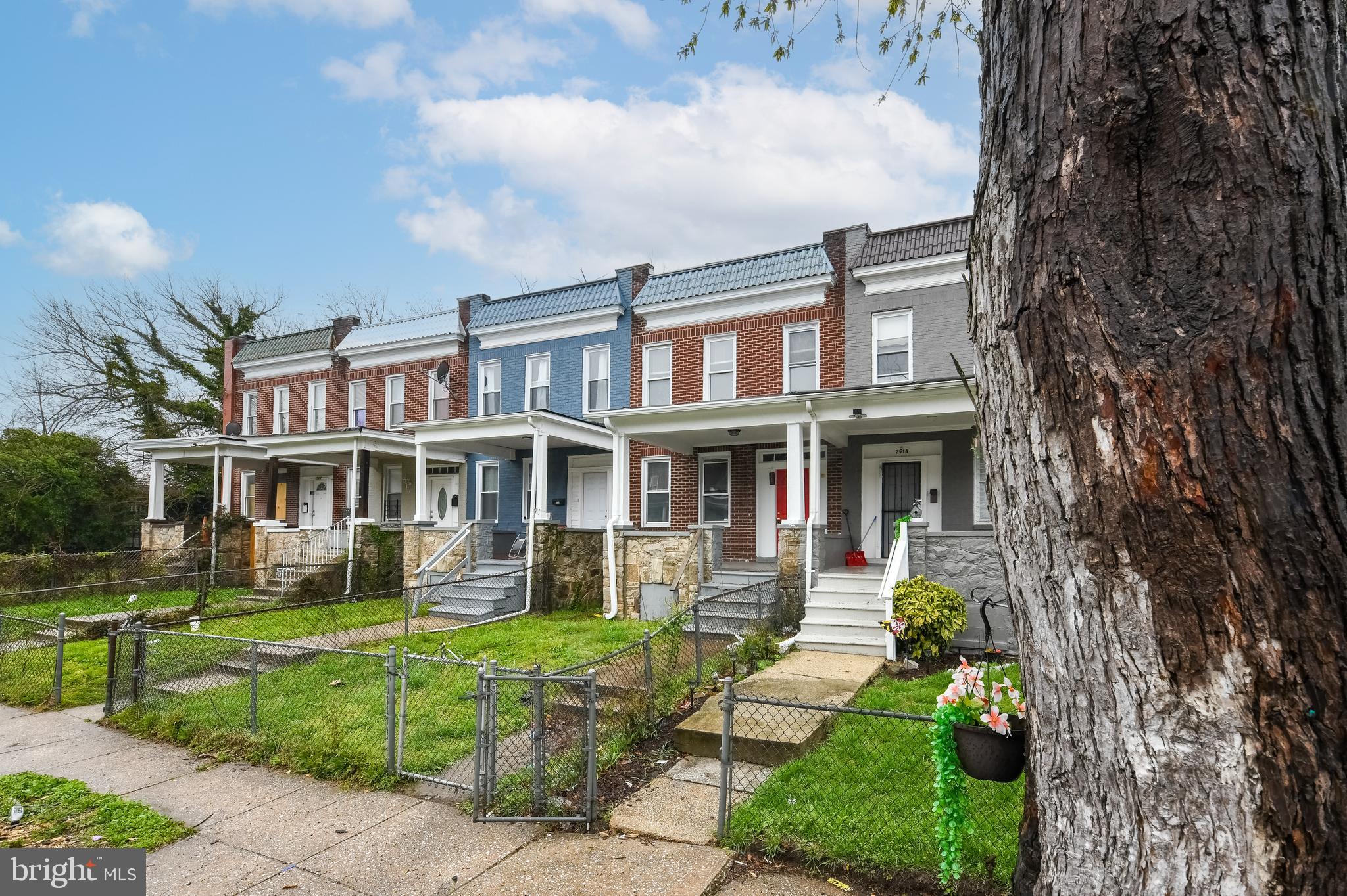 2916 Ridgewood Avenue Baltimore, MD 21215 - Photo 6 of 35