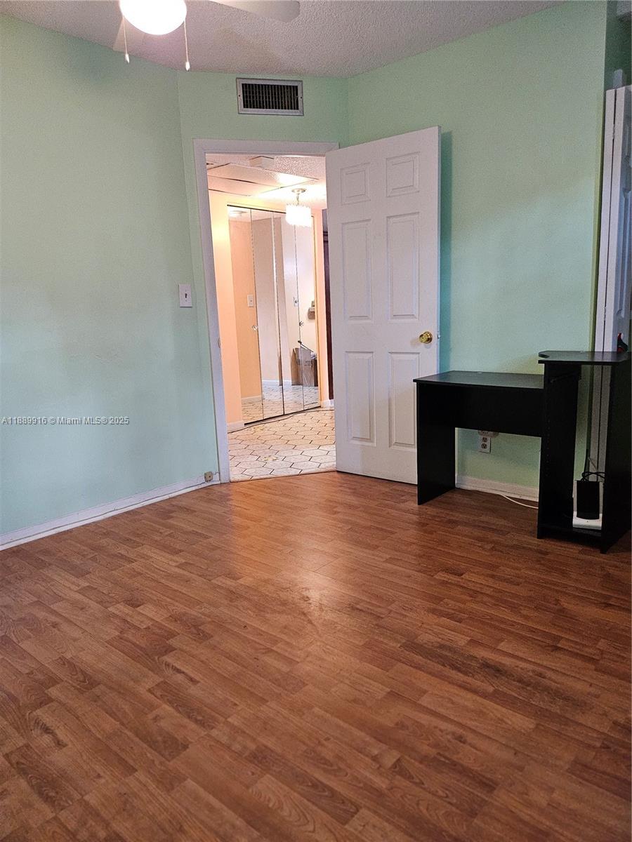 5121 West Oakland Park Boulevard, Unit 211 Lauderdale Lakes, FL 33313 - Photo 12 of 20 2nd room