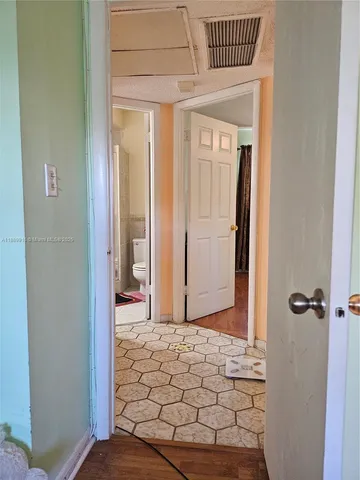 $165,000 | 5121 West Oakland Park Boulevard, Unit 211, Lauderdale Lakes, FL 33313