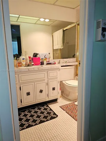 $165,000 | 5121 West Oakland Park Boulevard, Unit 211, Lauderdale Lakes, FL 33313