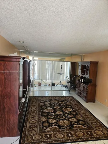 $165,000 | 5121 West Oakland Park Boulevard, Unit 211, Lauderdale Lakes, FL 33313