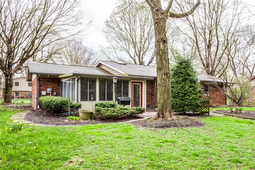8202 Taunton Road Indianapolis, IN 46260 - Photo 25 of 25 Gallery Image 25