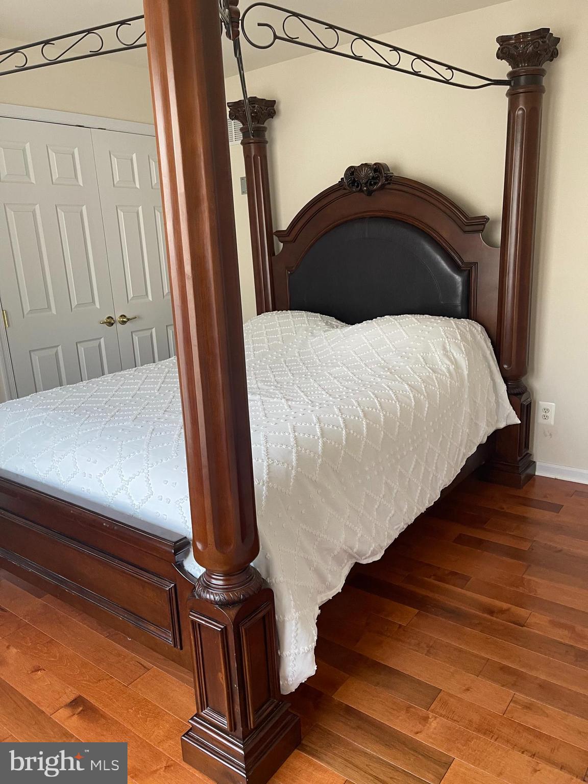 169 Thomas Jefferson Terrace Elkton, MD 21921 - Photo 7 of 19 a bedroom with a bed and a mirror