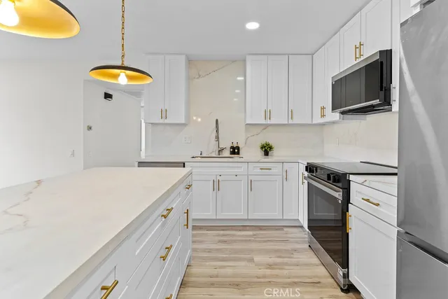 $3,200 | 21921 Rimhurst Drive, Unit 128, Lake Forest, CA 92630