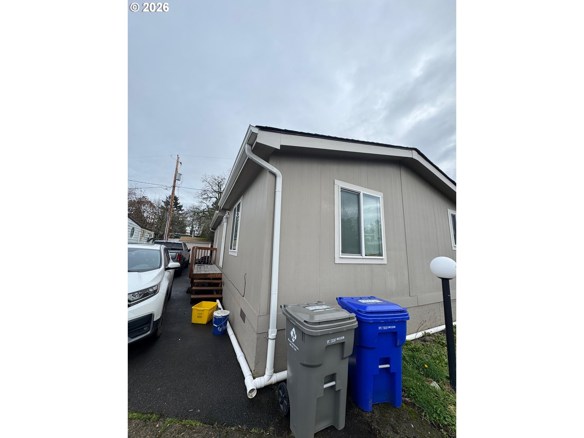 13055 Southeast Stark Street, Unit 39 Portland, OR 97233 - Photo 2 of 11