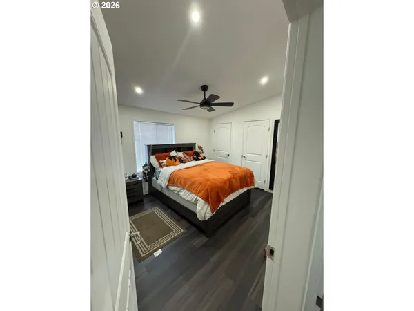 $89,999 | 13055 Southeast Stark Street, Unit 39, Portland, OR 97233