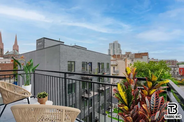 $5,500 | 92 Manhattan Avenue, Unit 4 | Williamsburg