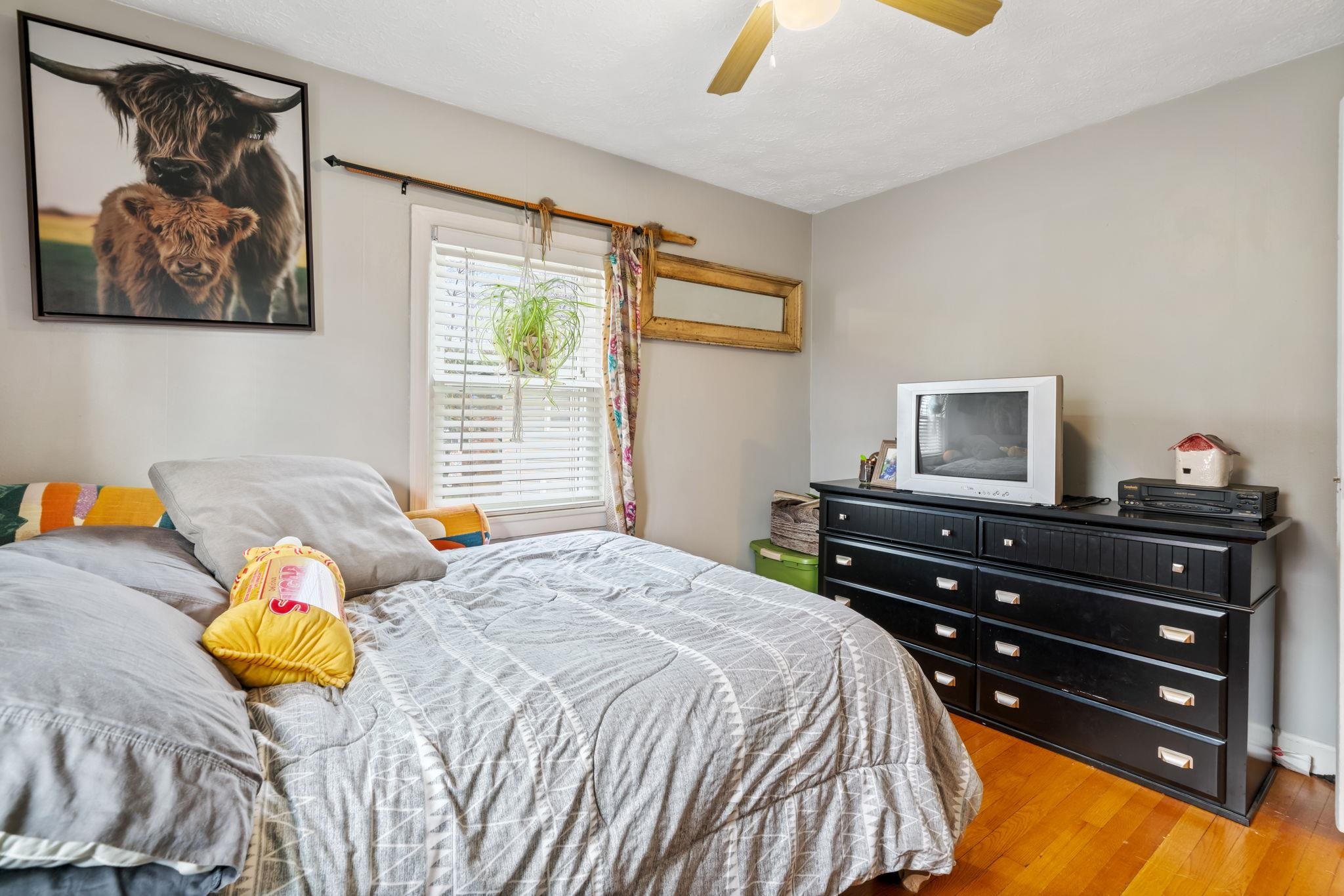 88 Harold Street Manchester, NH 03104 - Photo 26 of 28
