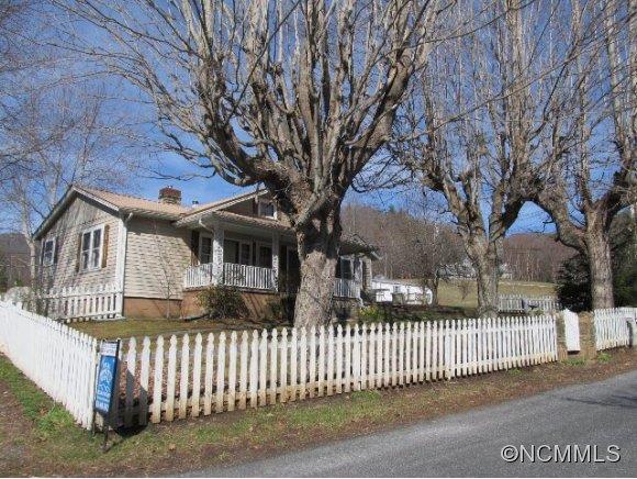 187 Odoms Chapel Road Bakersville, NC 28705 - Photo 14 of 16 Gallery Image 14