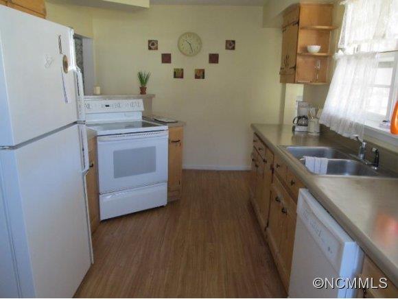 187 Odoms Chapel Road Bakersville, NC 28705 - Photo 5 of 16 Gallery Image 5