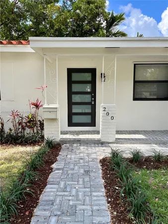 $4,250 | 200 Frow Avenue, Coral Gables, FL 33133