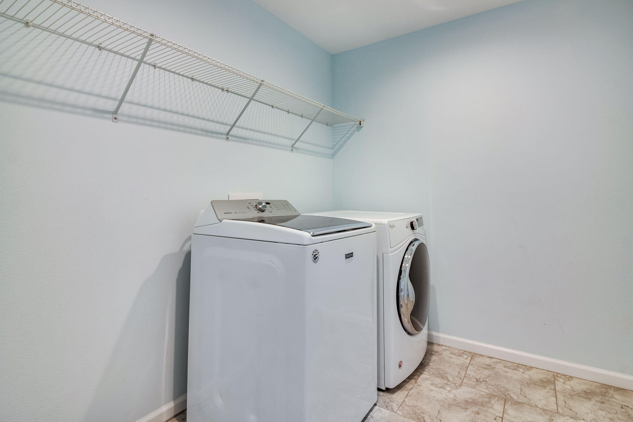 189 Johnson Court Crestview, FL 32536 - Photo 16 of 20 a utility room with dryer and washer