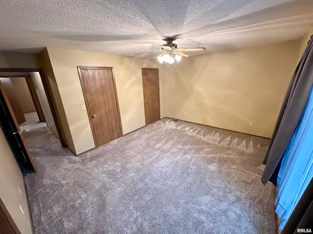 $210,000 | 24 Appomatox Avenue, Jacksonville, IL 62650