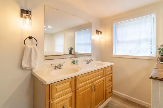 $1,500,000 | 2881-2893 Ohio Street, Glenburn, ME 04401