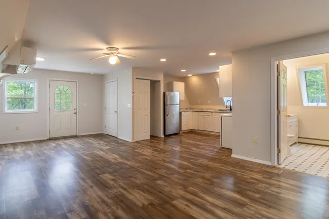 $1,500,000 | 2881-2893 Ohio Street, Glenburn, ME 04401