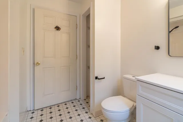 $1,500,000 | 2881-2893 Ohio Street, Glenburn, ME 04401