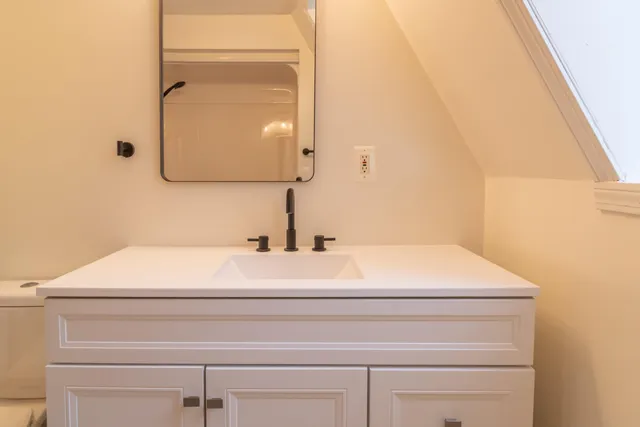 $1,500,000 | 2881-2893 Ohio Street, Glenburn, ME 04401