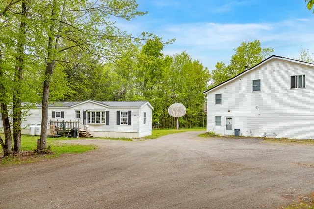 $1,500,000 | 2881-2893 Ohio Street, Glenburn, ME 04401