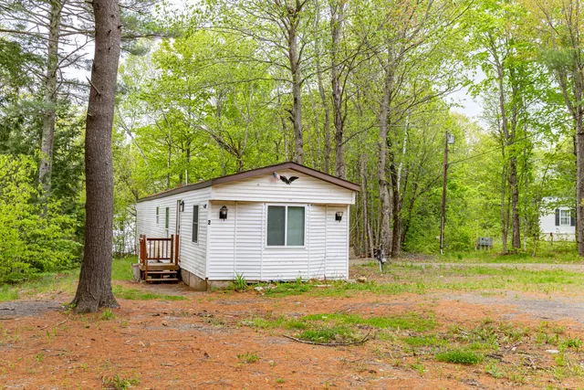 $1,500,000 | 2881-2893 Ohio Street, Glenburn, ME 04401