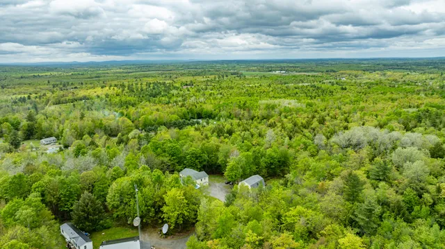 $1,500,000 | 2881-2893 Ohio Street, Glenburn, ME 04401
