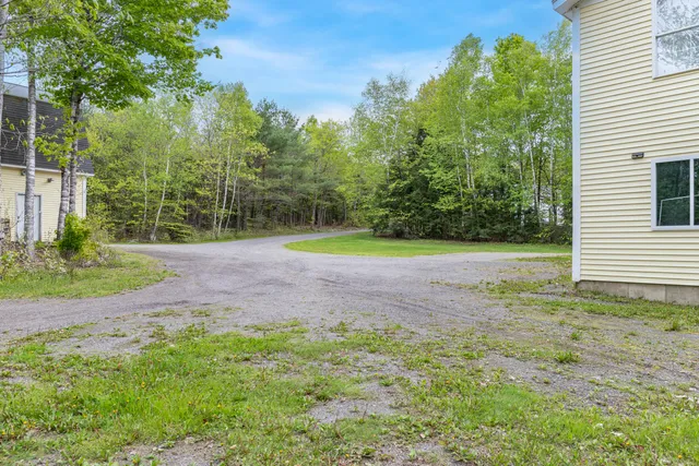 $1,500,000 | 2881-2893 Ohio Street, Glenburn, ME 04401