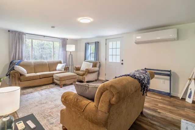 $1,500,000 | 2881-2893 Ohio Street, Glenburn, ME 04401