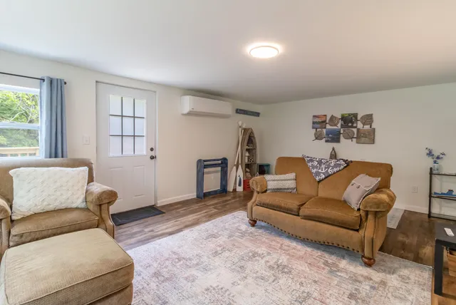 $1,500,000 | 2881-2893 Ohio Street, Glenburn, ME 04401