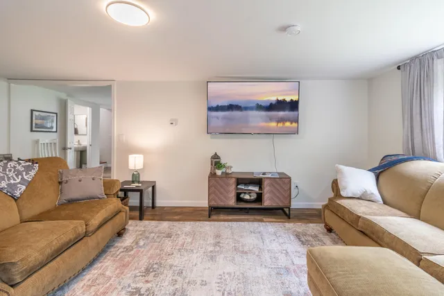 $1,500,000 | 2881-2893 Ohio Street, Glenburn, ME 04401