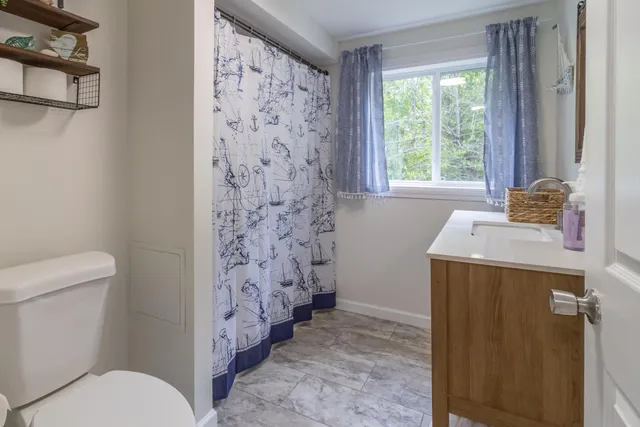 $1,500,000 | 2881-2893 Ohio Street, Glenburn, ME 04401