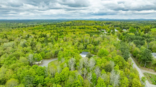 $1,500,000 | 2881-2893 Ohio Street, Glenburn, ME 04401