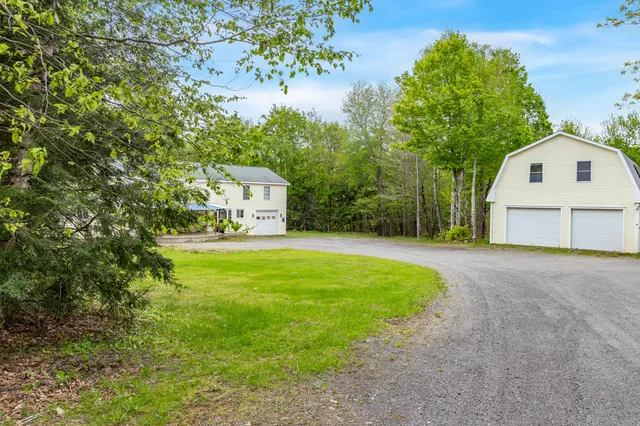 $1,500,000 | 2881-2893 Ohio Street, Glenburn, ME 04401