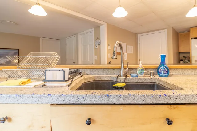 $1,500,000 | 2881-2893 Ohio Street, Glenburn, ME 04401