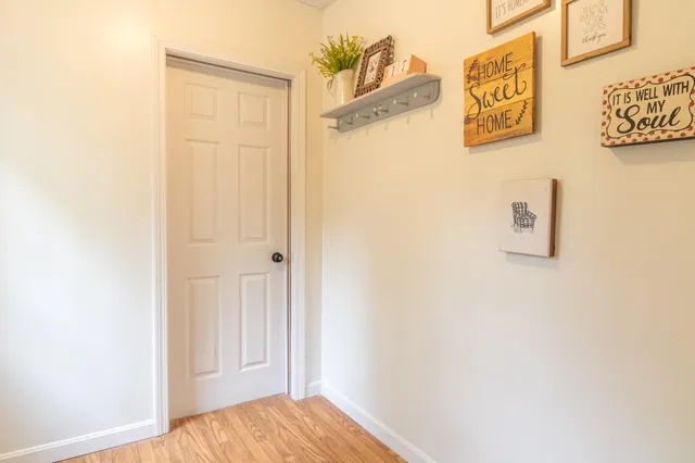 $1,500,000 | 2881-2893 Ohio Street, Glenburn, ME 04401