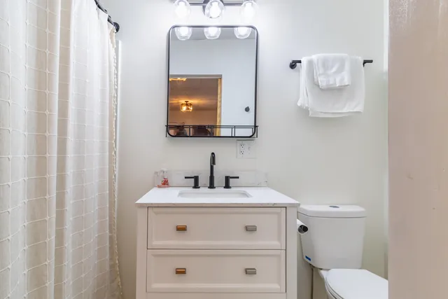 $1,500,000 | 2881-2893 Ohio Street, Glenburn, ME 04401