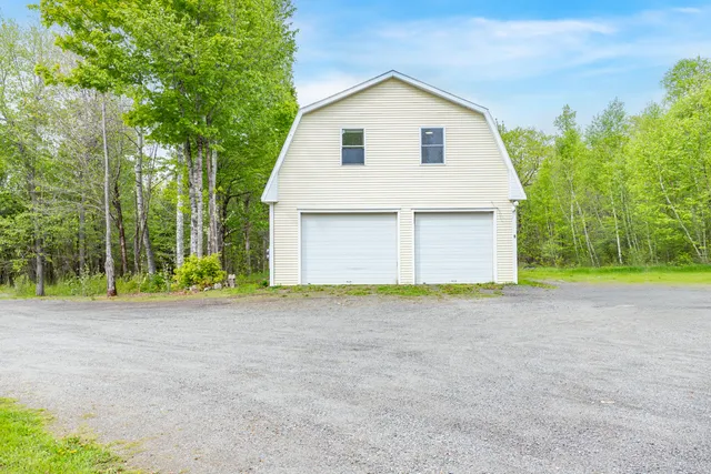 $1,500,000 | 2881-2893 Ohio Street, Glenburn, ME 04401