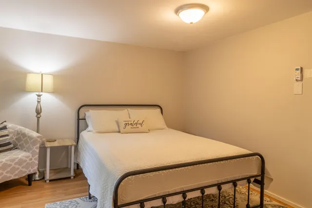 $1,500,000 | 2881-2893 Ohio Street, Glenburn, ME 04401