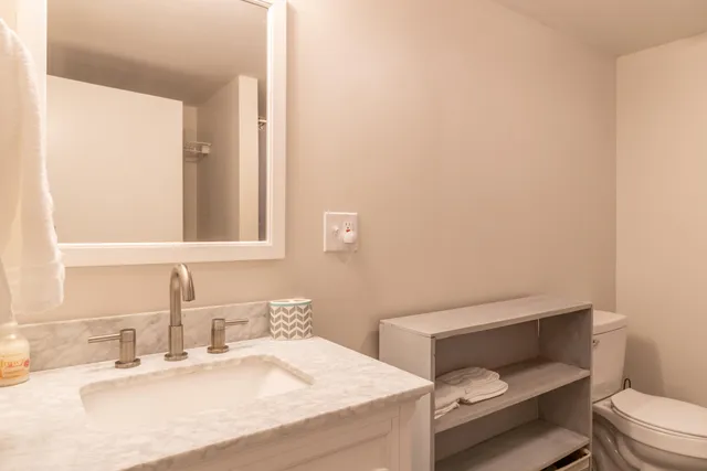 $1,500,000 | 2881-2893 Ohio Street, Glenburn, ME 04401