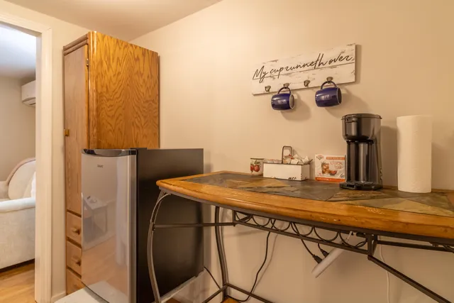 $1,500,000 | 2881-2893 Ohio Street, Glenburn, ME 04401