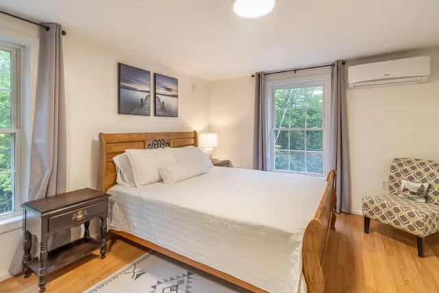 $1,500,000 | 2881-2893 Ohio Street, Glenburn, ME 04401