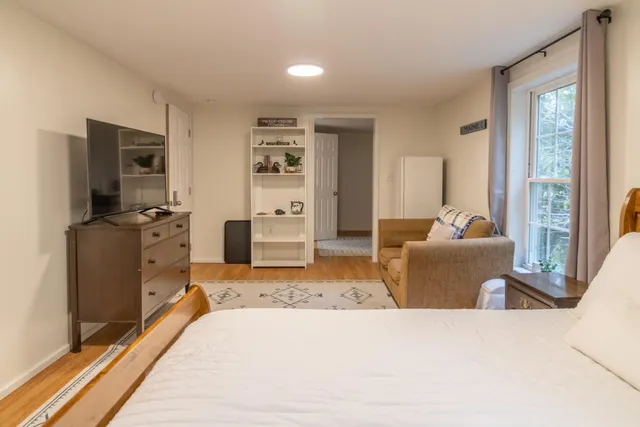 $1,500,000 | 2881-2893 Ohio Street, Glenburn, ME 04401