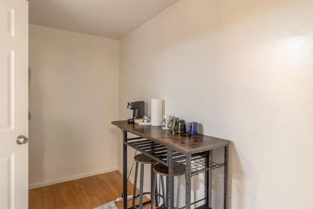 $1,500,000 | 2881-2893 Ohio Street, Glenburn, ME 04401