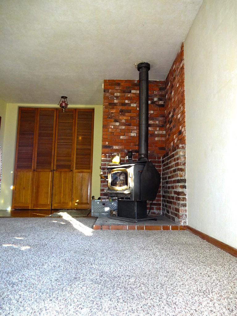 1625 Edmonds Avenue Northeast Renton, WA 98056 - Photo 4 of 24