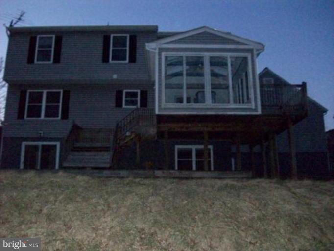 800 Potomac Ridge Court Sterling, VA 20164 - Photo 9 of 28 Exterior (Rear)