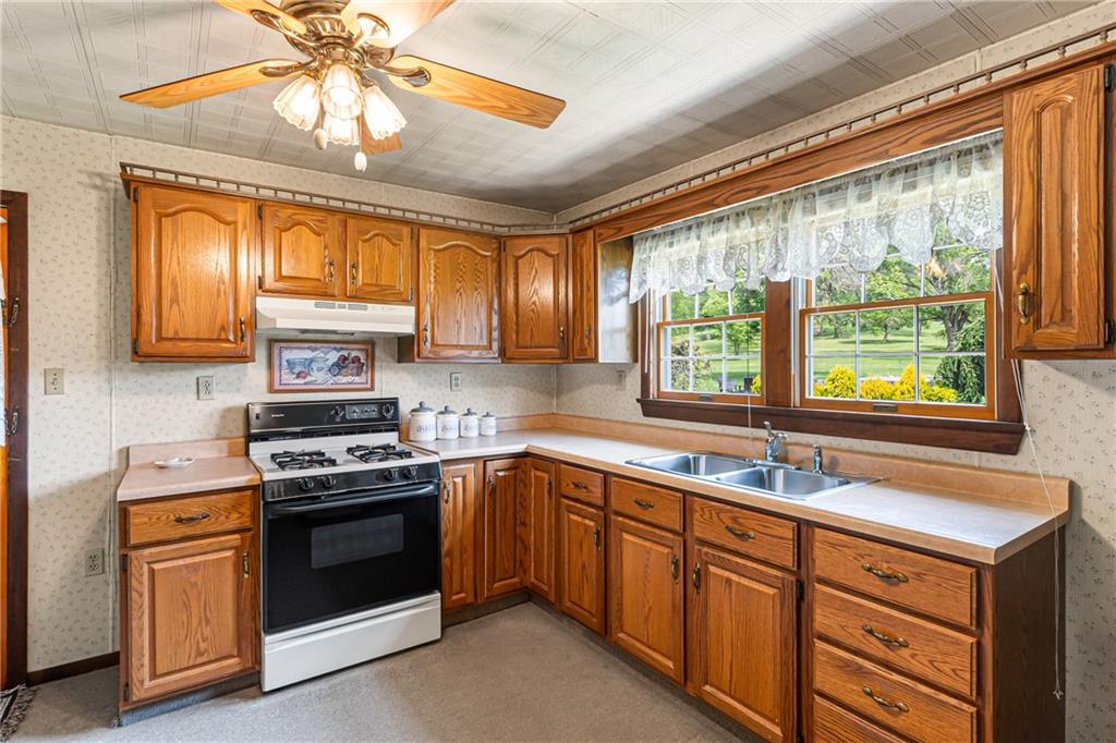 415 Pleasant Valley Road Bulger, PA 15019 - Photo 16 of 45 Gallery Image 16