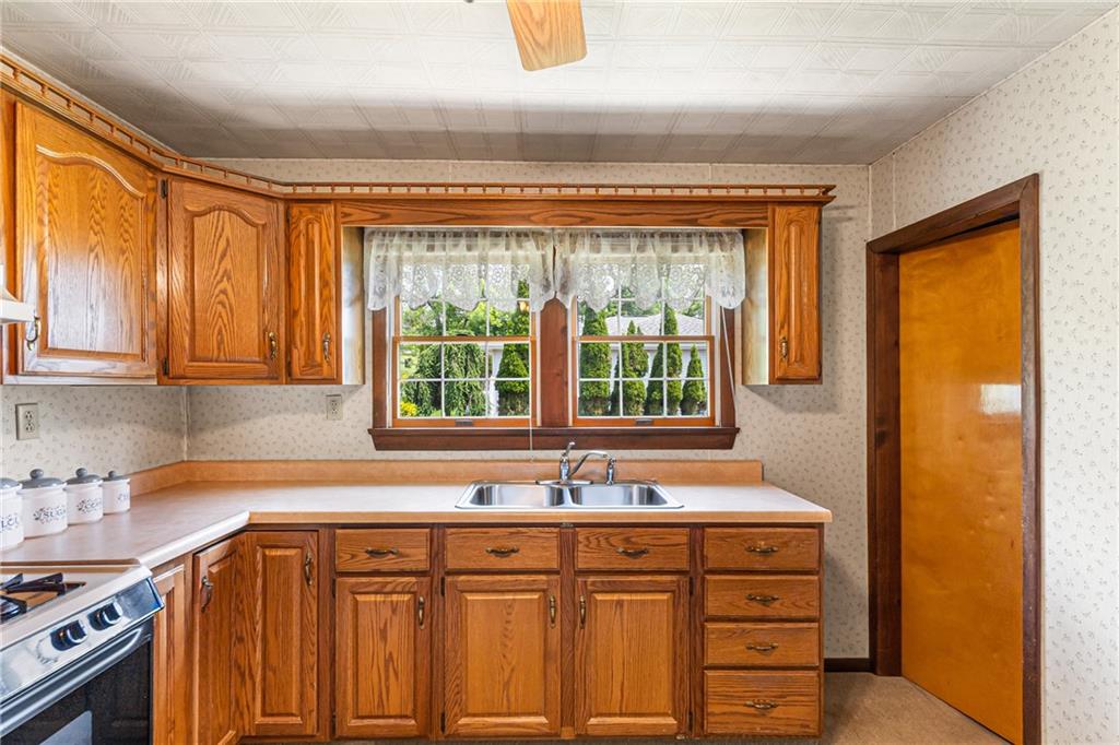 415 Pleasant Valley Road Bulger, PA 15019 - Photo 19 of 45 Gallery Image 19