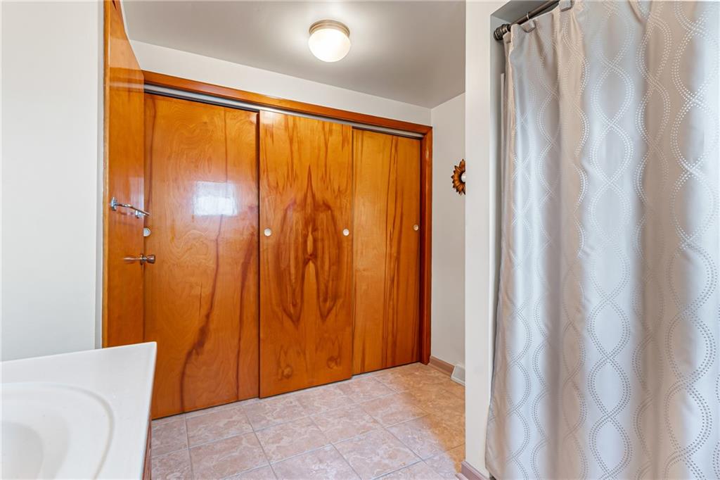 415 Pleasant Valley Road Bulger, PA 15019 - Photo 23 of 45 Gallery Image 23