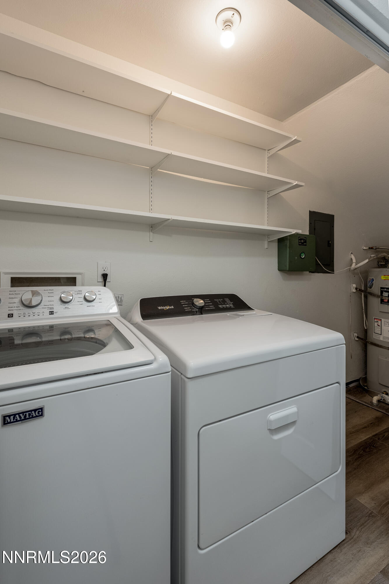403 Smithridge Park Reno, NV 89502 - Photo 10 of 11 403 Smithridge Laundry