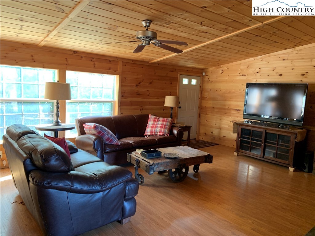 1708 Rash School Road Creston, NC 28615 - Photo 9 of 34 Gallery Image 9