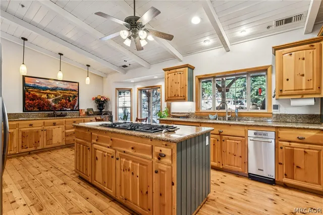 $1,699,000 | 268 Cedarbrook Drive, Twin Peaks, CA 92391